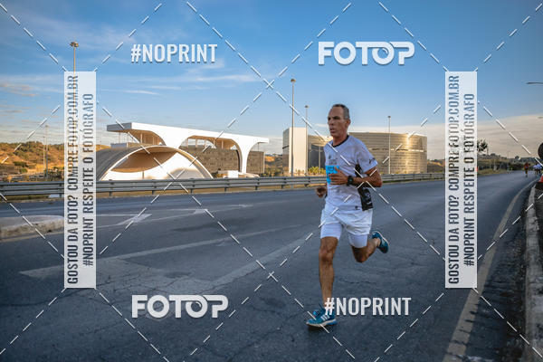 Buy your photos of the eventMaratona e Meia Maratona das Gerais on Fotop