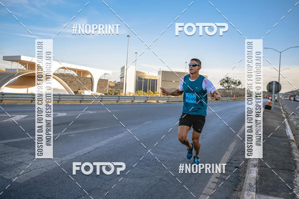 Buy your photos of the eventMaratona e Meia Maratona das Gerais on Fotop
