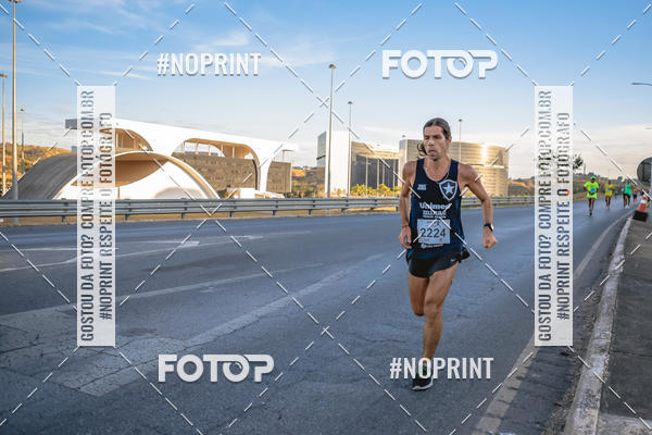 Buy your photos of the eventMaratona e Meia Maratona das Gerais on Fotop