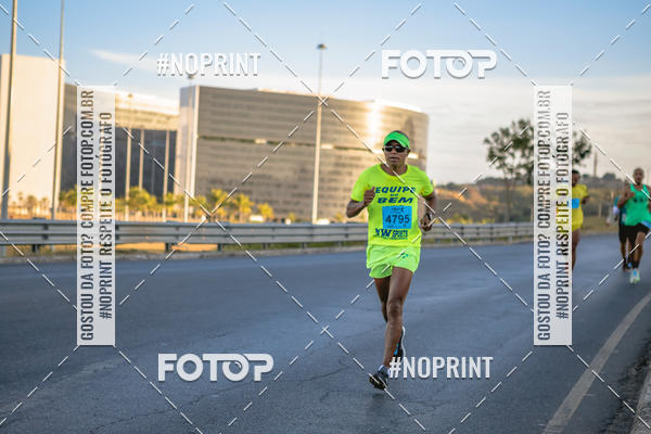 Buy your photos of the eventMaratona e Meia Maratona das Gerais on Fotop