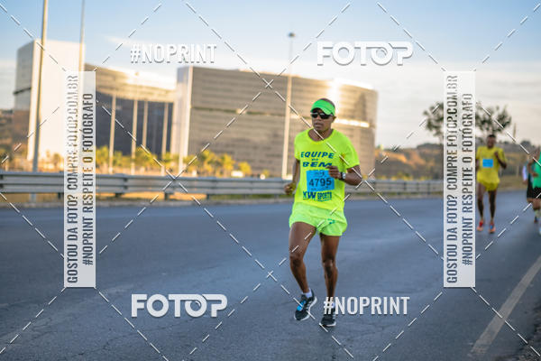 Buy your photos of the eventMaratona e Meia Maratona das Gerais on Fotop