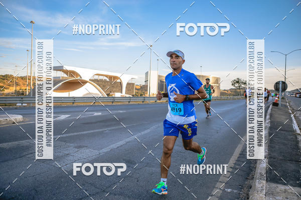 Buy your photos of the eventMaratona e Meia Maratona das Gerais on Fotop