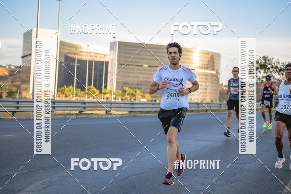 Buy your photos of the eventMaratona e Meia Maratona das Gerais on Fotop