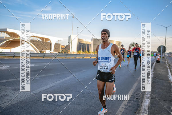 Buy your photos of the eventMaratona e Meia Maratona das Gerais on Fotop