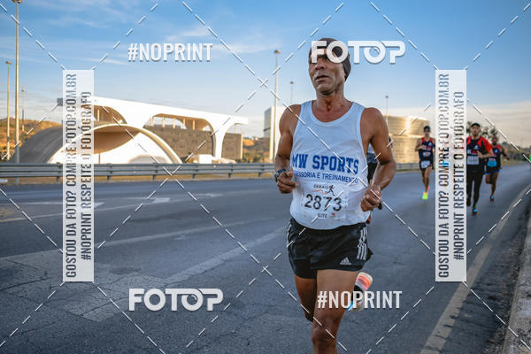 Buy your photos of the eventMaratona e Meia Maratona das Gerais on Fotop