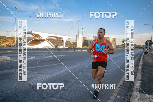 Buy your photos of the eventMaratona e Meia Maratona das Gerais on Fotop