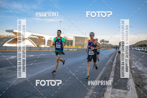 Buy your photos of the eventMaratona e Meia Maratona das Gerais on Fotop