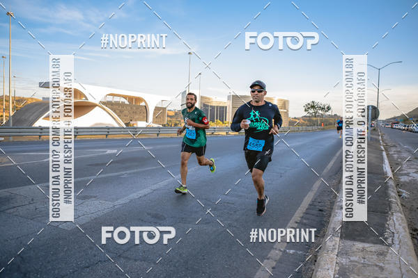 Buy your photos of the eventMaratona e Meia Maratona das Gerais on Fotop