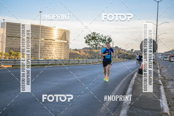 Buy your photos of the eventMaratona e Meia Maratona das Gerais on Fotop