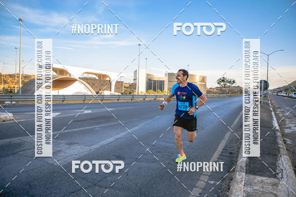 Buy your photos of the eventMaratona e Meia Maratona das Gerais on Fotop