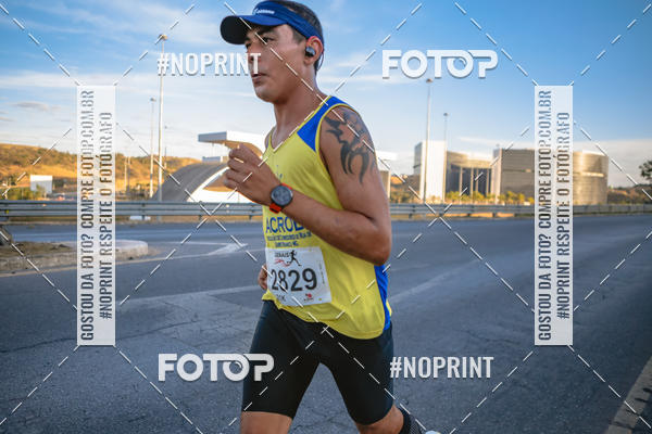 Buy your photos of the eventMaratona e Meia Maratona das Gerais on Fotop