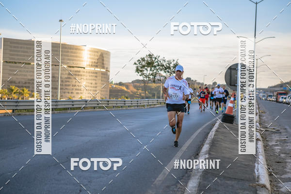 Buy your photos of the eventMaratona e Meia Maratona das Gerais on Fotop