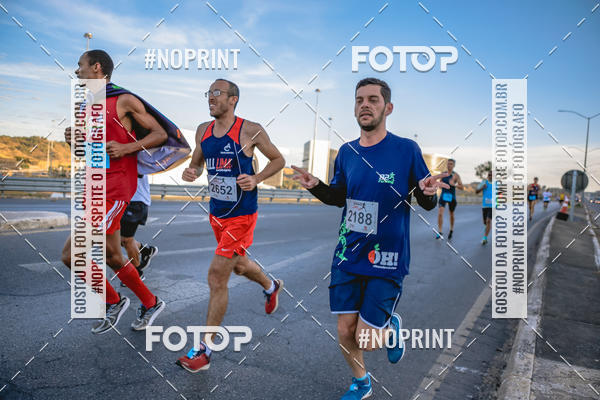 Buy your photos of the eventMaratona e Meia Maratona das Gerais on Fotop