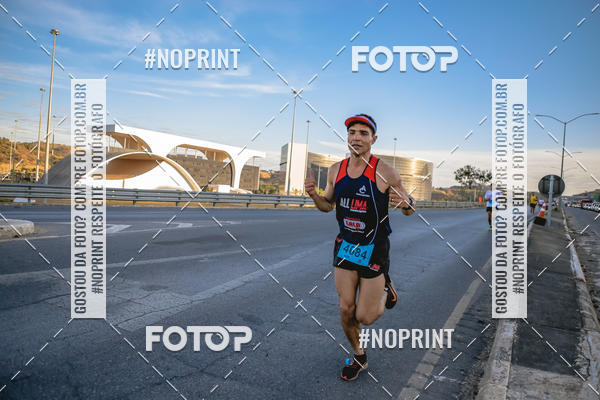 Buy your photos of the eventMaratona e Meia Maratona das Gerais on Fotop