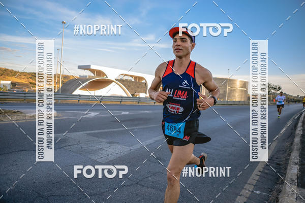 Buy your photos of the eventMaratona e Meia Maratona das Gerais on Fotop