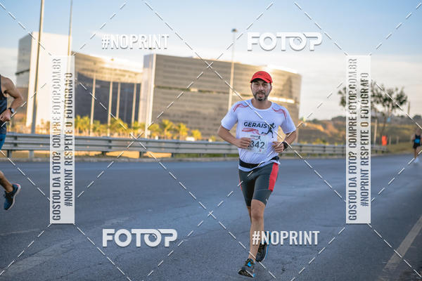 Buy your photos of the eventMaratona e Meia Maratona das Gerais on Fotop