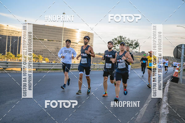 Buy your photos of the eventMaratona e Meia Maratona das Gerais on Fotop
