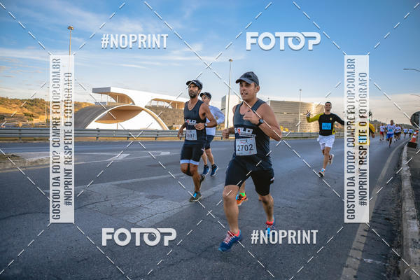 Buy your photos of the eventMaratona e Meia Maratona das Gerais on Fotop