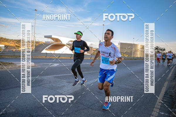 Buy your photos of the eventMaratona e Meia Maratona das Gerais on Fotop