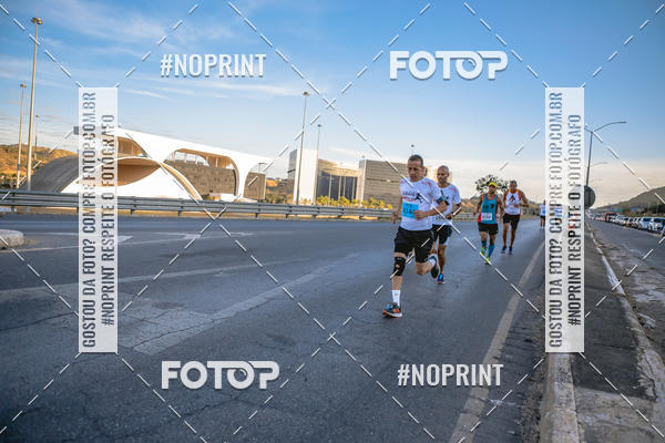 Buy your photos of the eventMaratona e Meia Maratona das Gerais on Fotop