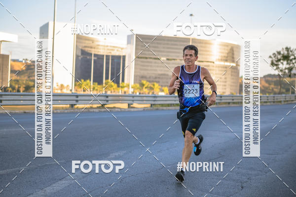 Buy your photos of the eventMaratona e Meia Maratona das Gerais on Fotop