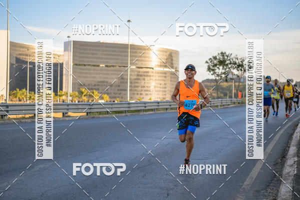 Buy your photos of the eventMaratona e Meia Maratona das Gerais on Fotop