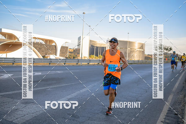 Buy your photos of the eventMaratona e Meia Maratona das Gerais on Fotop