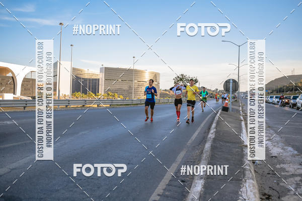 Buy your photos of the eventMaratona e Meia Maratona das Gerais on Fotop