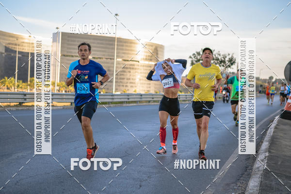 Buy your photos of the eventMaratona e Meia Maratona das Gerais on Fotop