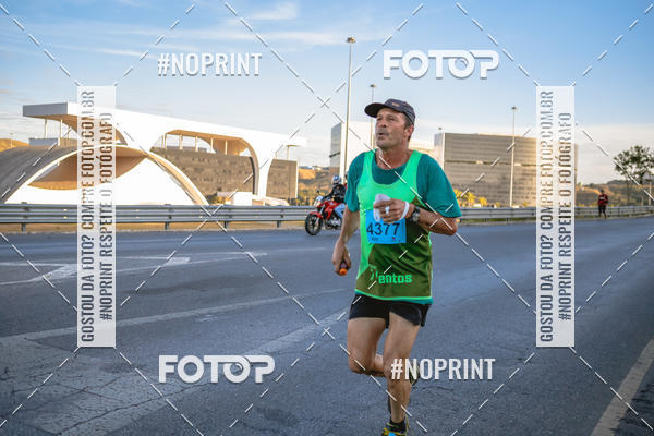 Buy your photos of the eventMaratona e Meia Maratona das Gerais on Fotop
