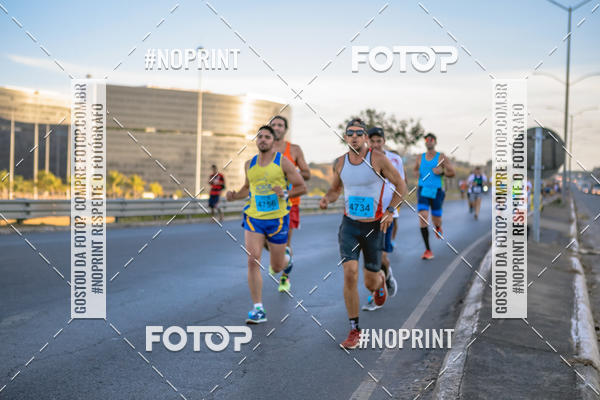 Buy your photos of the eventMaratona e Meia Maratona das Gerais on Fotop