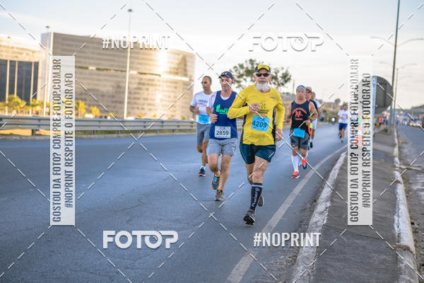 Buy your photos of the eventMaratona e Meia Maratona das Gerais on Fotop
