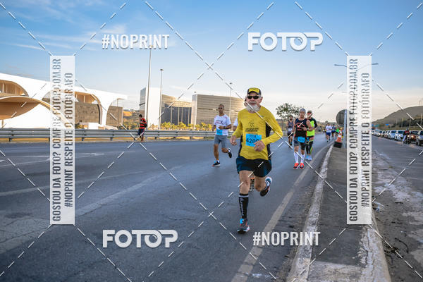 Buy your photos of the eventMaratona e Meia Maratona das Gerais on Fotop