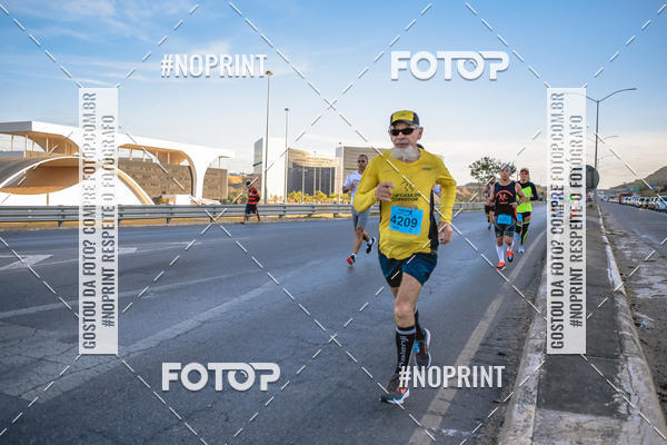 Buy your photos of the eventMaratona e Meia Maratona das Gerais on Fotop