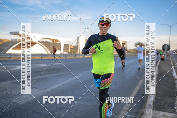 Buy your photos of the eventMaratona e Meia Maratona das Gerais on Fotop