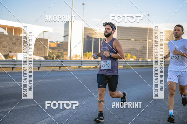 Buy your photos of the eventMaratona e Meia Maratona das Gerais on Fotop