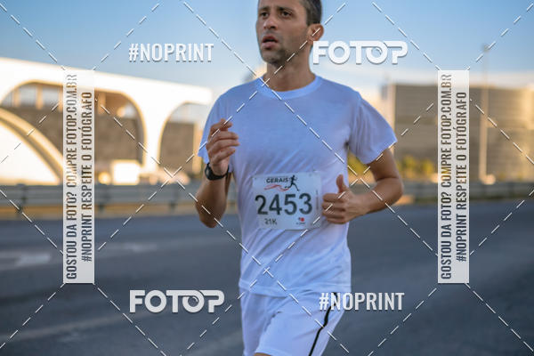 Buy your photos of the eventMaratona e Meia Maratona das Gerais on Fotop