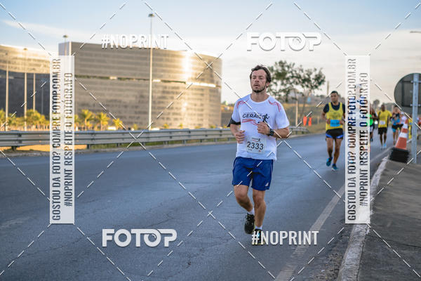 Buy your photos of the eventMaratona e Meia Maratona das Gerais on Fotop