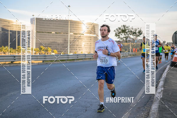 Buy your photos of the eventMaratona e Meia Maratona das Gerais on Fotop