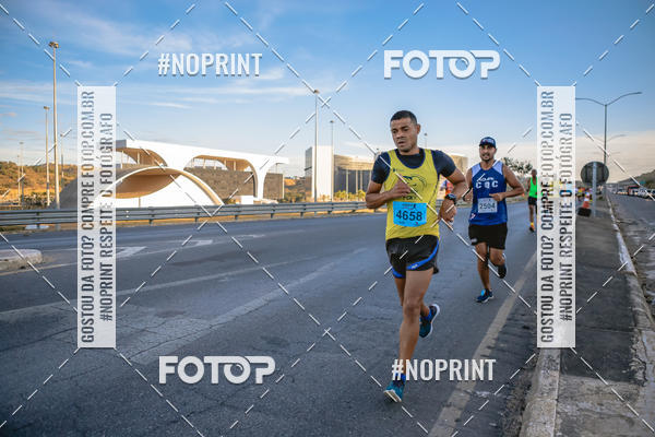 Buy your photos of the eventMaratona e Meia Maratona das Gerais on Fotop