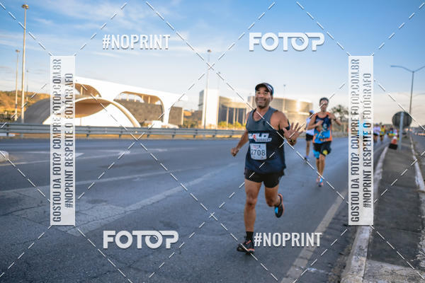 Buy your photos of the eventMaratona e Meia Maratona das Gerais on Fotop