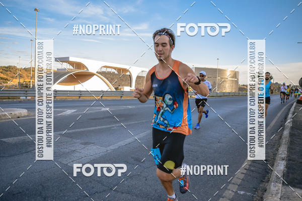 Buy your photos of the eventMaratona e Meia Maratona das Gerais on Fotop