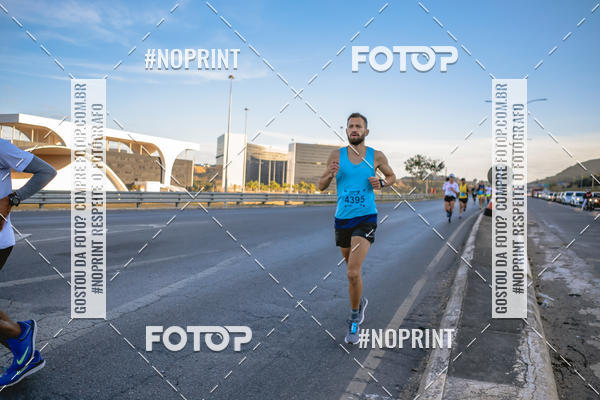 Buy your photos of the eventMaratona e Meia Maratona das Gerais on Fotop