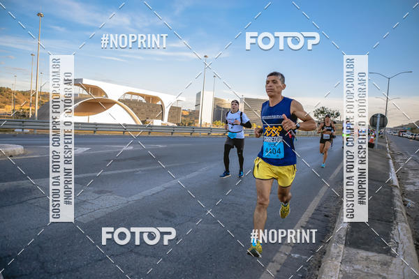 Buy your photos of the eventMaratona e Meia Maratona das Gerais on Fotop
