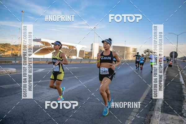 Buy your photos of the eventMaratona e Meia Maratona das Gerais on Fotop