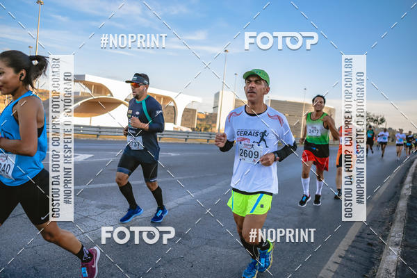Buy your photos of the eventMaratona e Meia Maratona das Gerais on Fotop