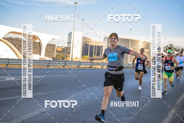 Buy your photos of the eventMaratona e Meia Maratona das Gerais on Fotop