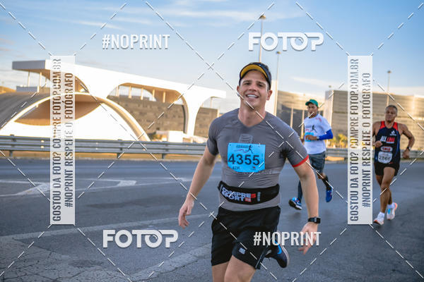 Buy your photos of the eventMaratona e Meia Maratona das Gerais on Fotop