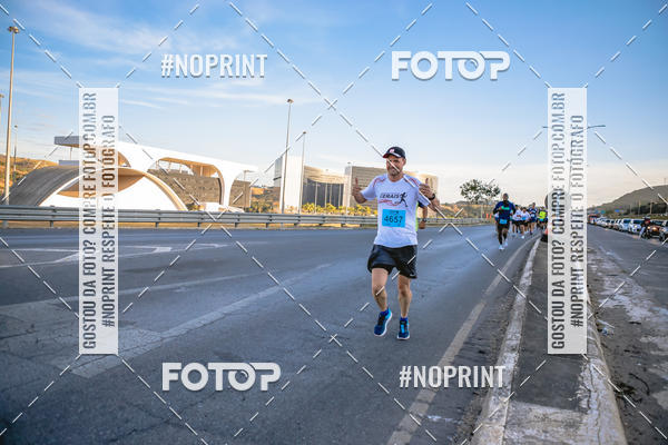 Buy your photos of the eventMaratona e Meia Maratona das Gerais on Fotop