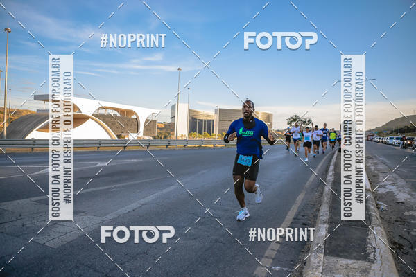 Buy your photos of the eventMaratona e Meia Maratona das Gerais on Fotop